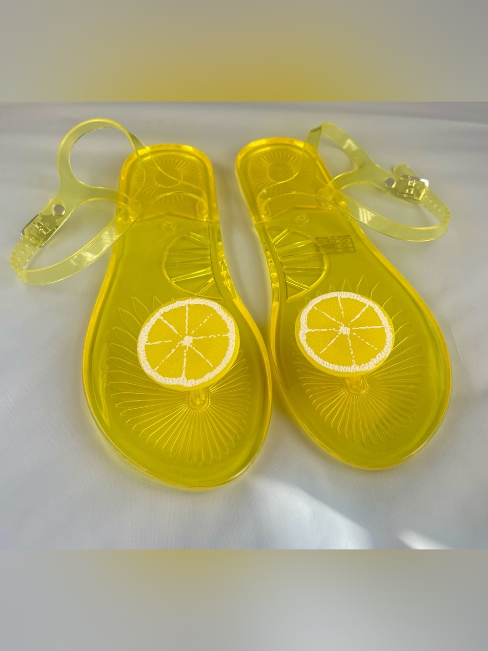 Katy Perry Lemon Scented Geli Women’s Jelly Sandals Size 9